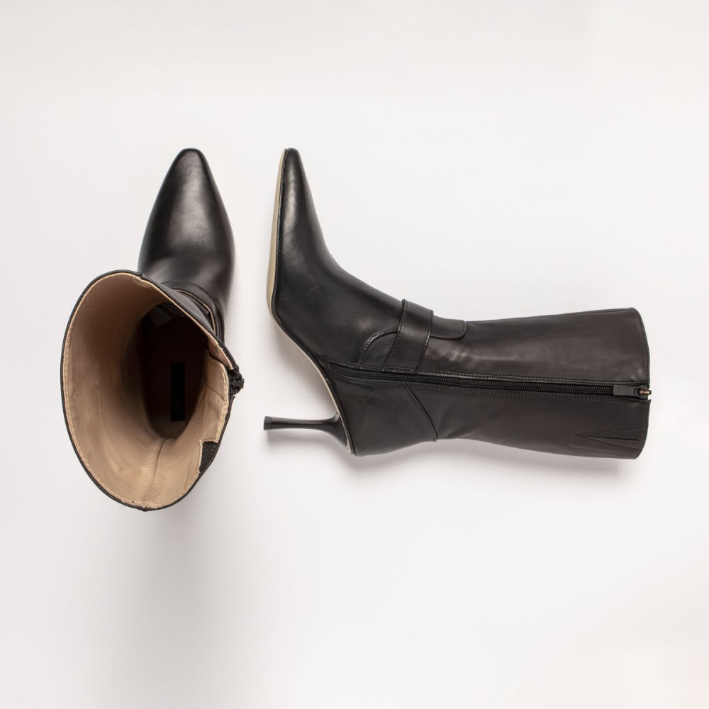 S3197 NAPPA BLACK/ VILANA