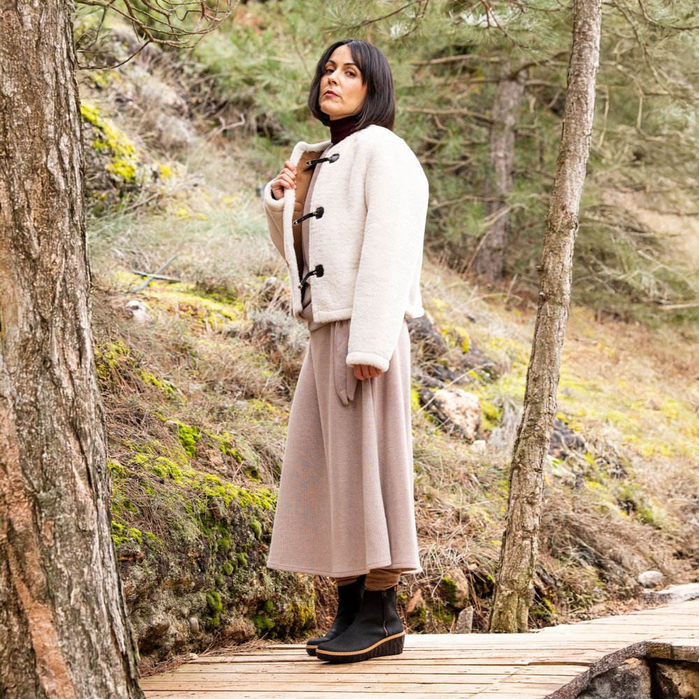 N5167S PLEASANT BLACK / MYTH YGGDRASIL