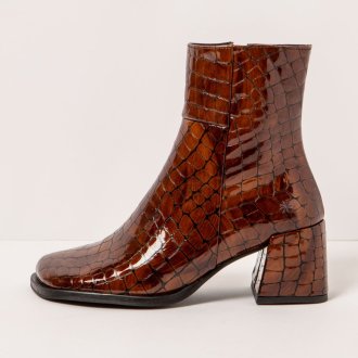 1706 HORASAN CUERO  / VERONA