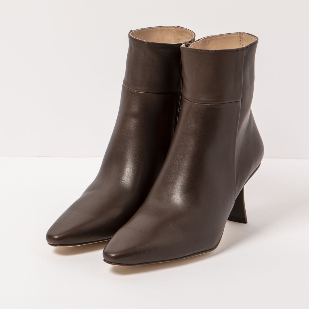 S3195 NAPPA BROWN/ VILANA