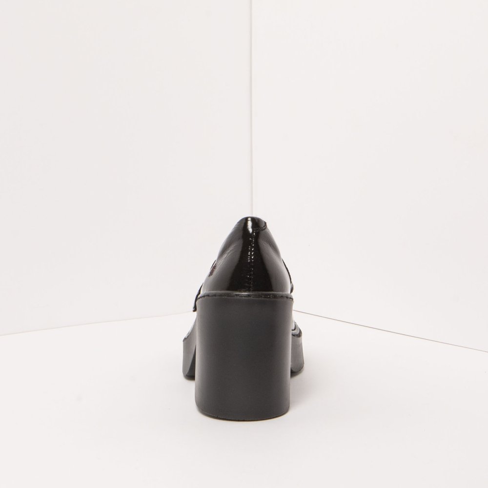 1977 PATENT FLASH BLACK/BERNA