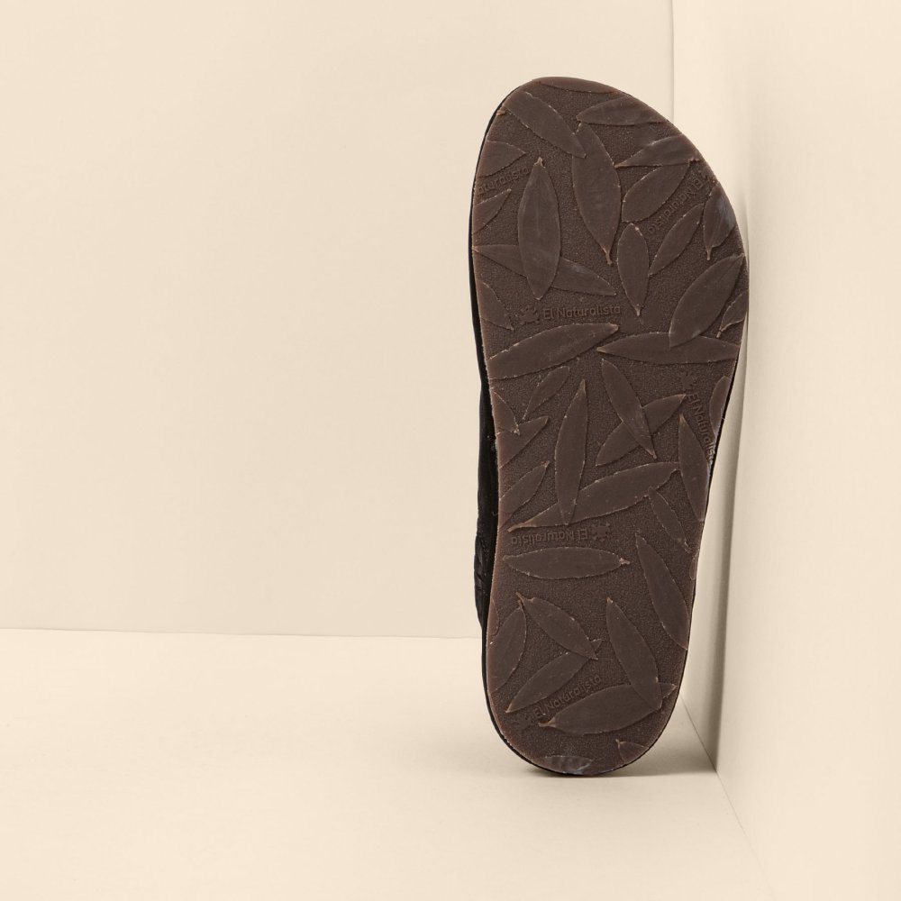 N5673L NOBUCK LAVADO BLACK/ BARE