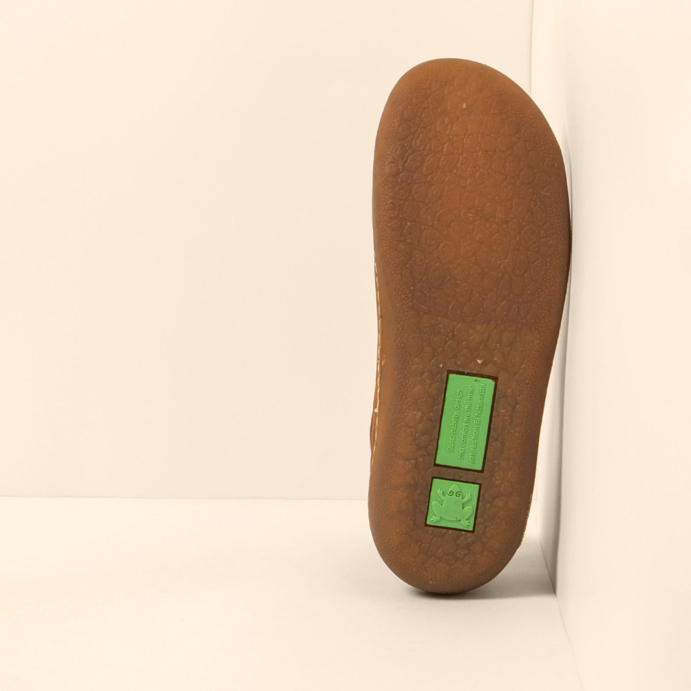 N5770 NOBUCK LAVADO CUERO/PAWIKAN