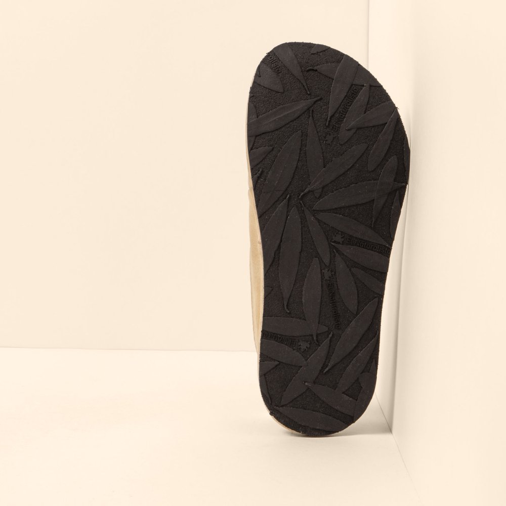 N5670 NOBUCK LAVADO CREAM/ BARE