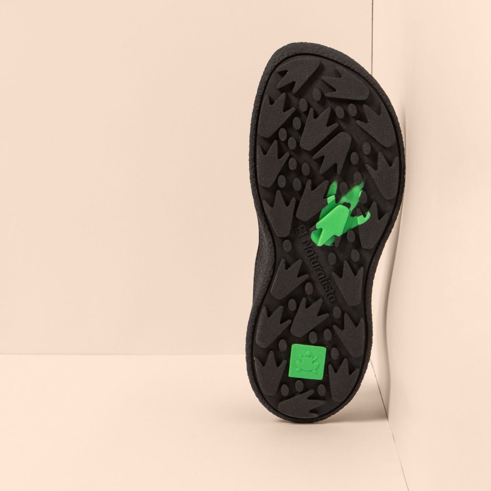 N5435A MULTI MATERIAL TOTAL BLACK/OROEL