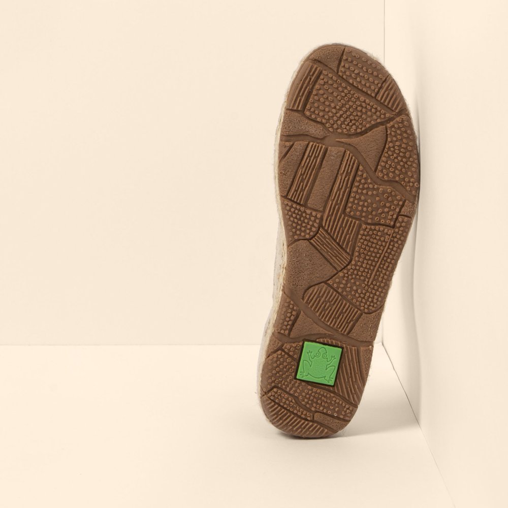 N679 SILK SUEDE CREAM / CAMPOS