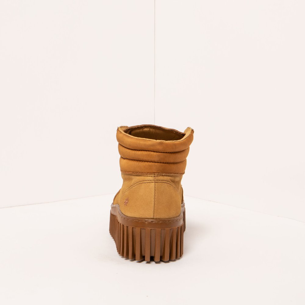 1532 NOBUCK KARAMEL/BRIGHTON