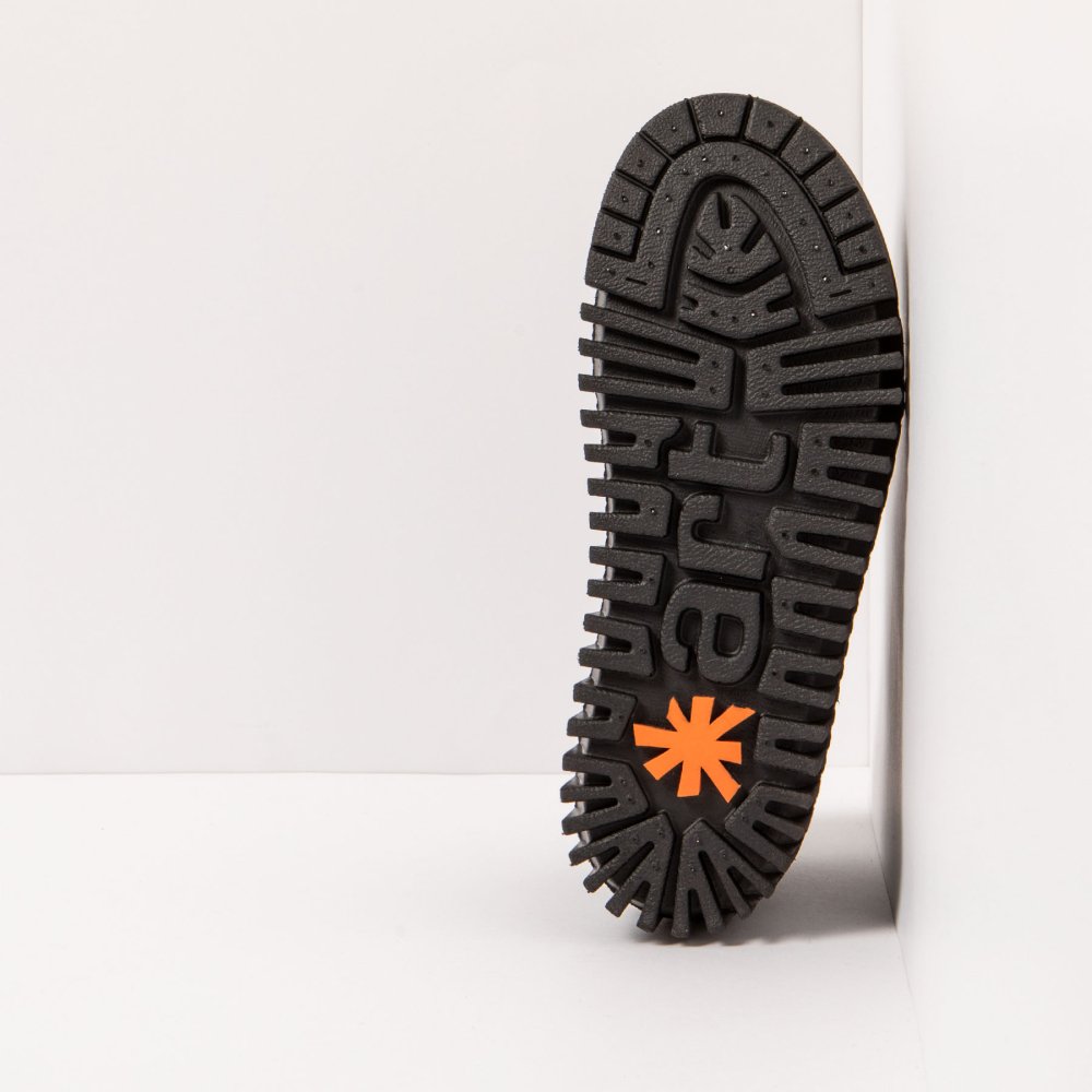 1517 ASPORT SCARLET/BRIGHTON