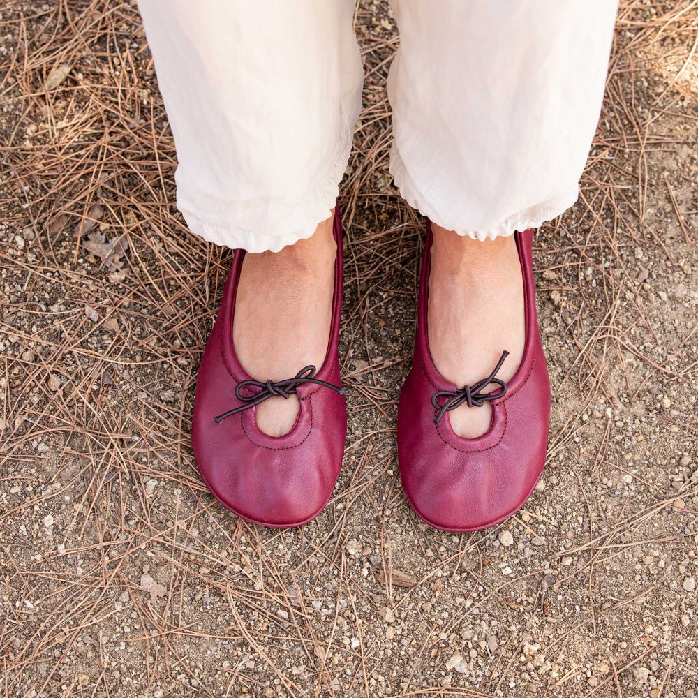 N5821 SOFT NAPPA BLACK/ ESSENCE