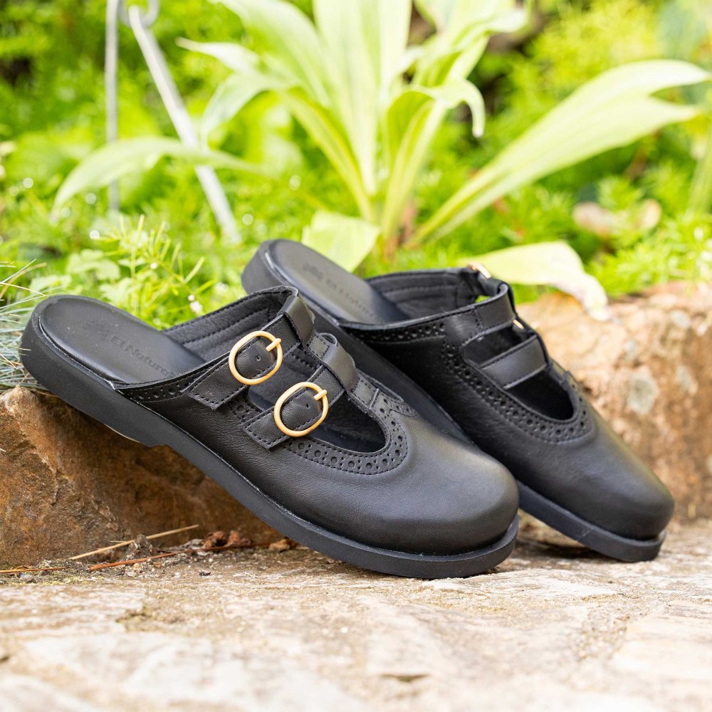 N5870 SOFT NAPPA BLACK/ ARENISCA