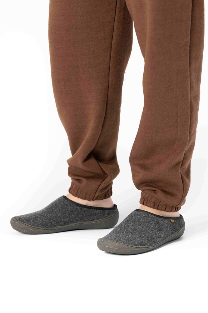 NA66 WOOL BLACK/HOME