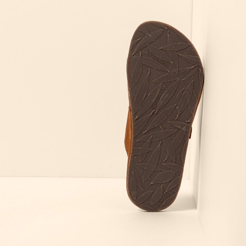 N5682 NOBUCK LAVADO CUERO/ BARE SANDALS