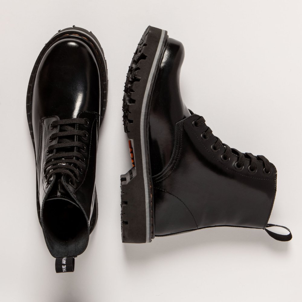 1166 NAPPA SHINNY BLACK / MARINA