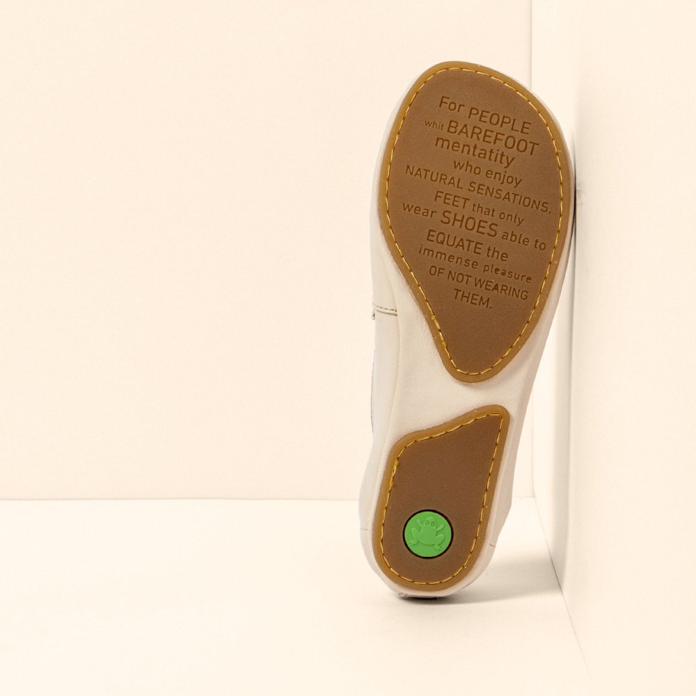 N5822 SOFT NAPPA CREAM/ ESSENCE