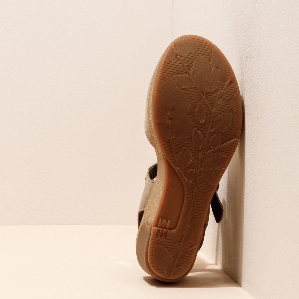 N5001 PLEASANT PIEDRA / LEAVES