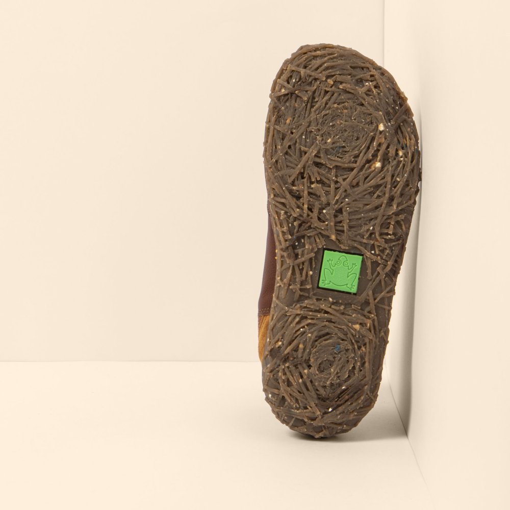 N786 NATURAL GRAIN-SILK SUEDE WOOD/ NIDO