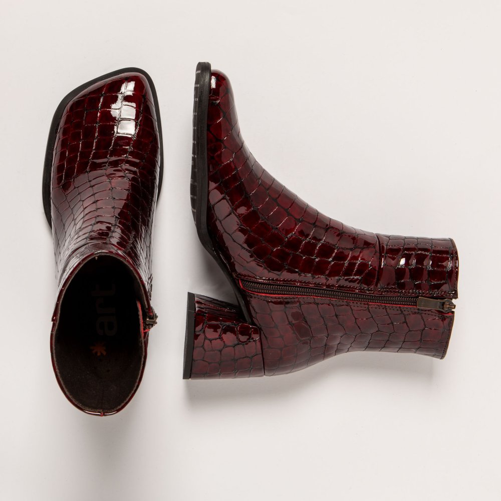 1706 HORASAN BURDEOS  / VERONA