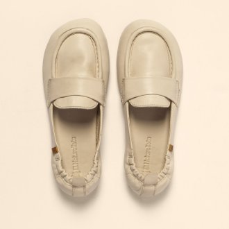 N5822 SOFT NAPPA CREAM/ ESSENCE