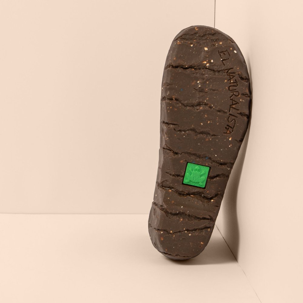 NE23 PLEASANT BLACK/ YGGDRASIL