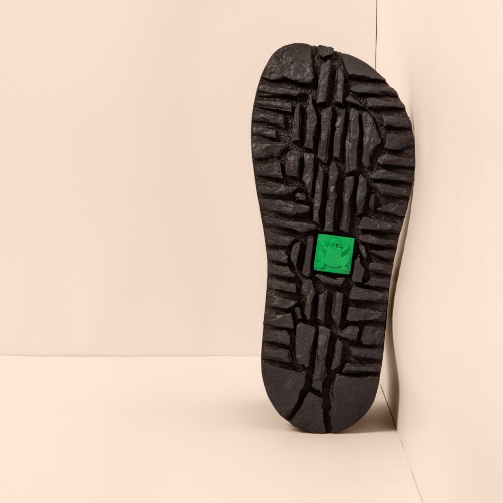 N5373 PLEASANT OCEAN / TRIBU