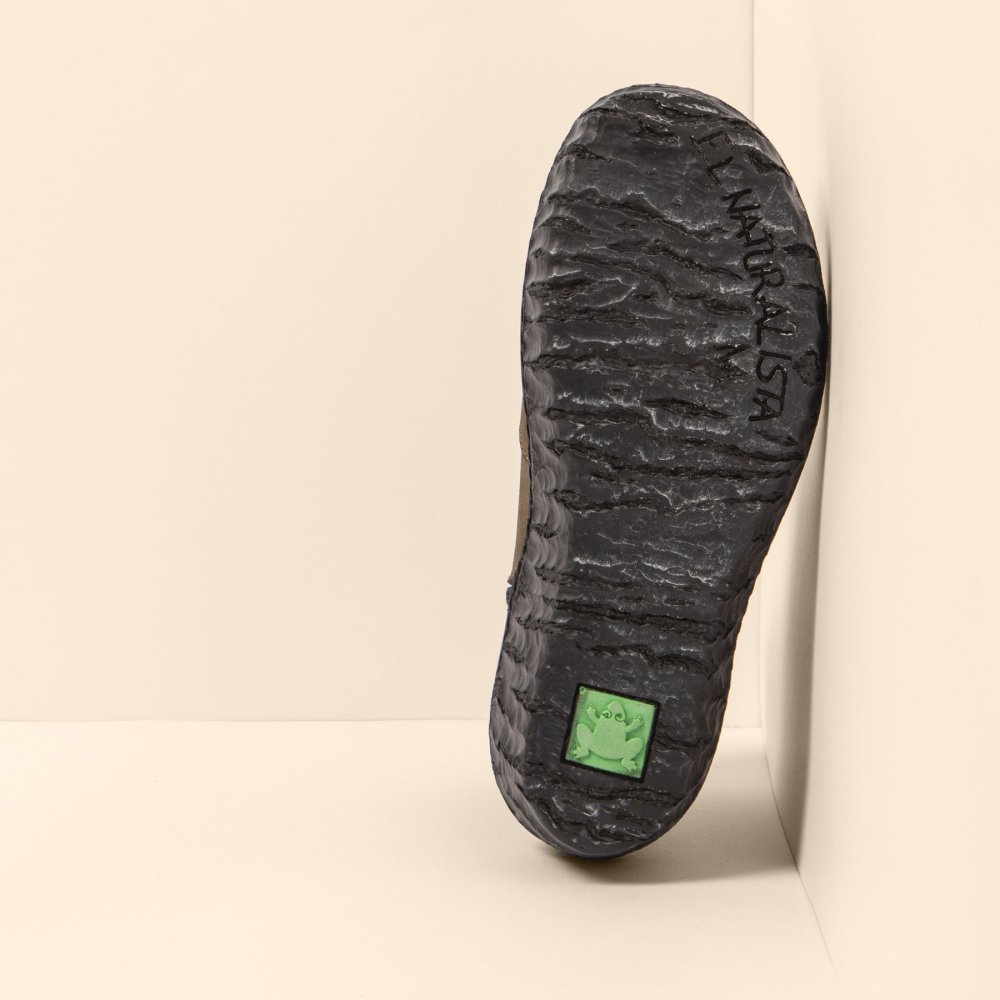 N5133 PLEASANT FOREST-BLACK / MYTH YGGDRASIL