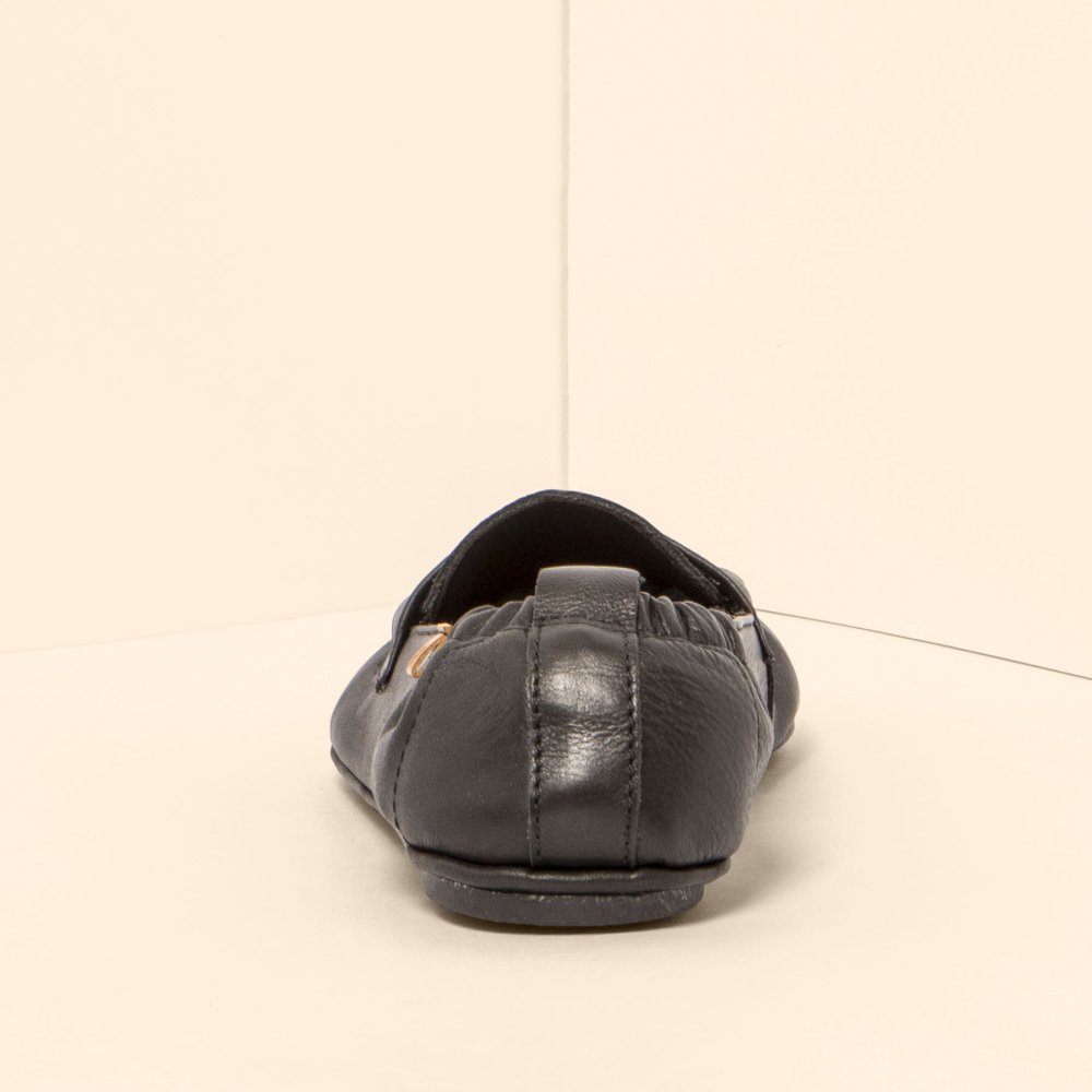 N5822 SOFT NAPPA BLACK/ ESSENCE