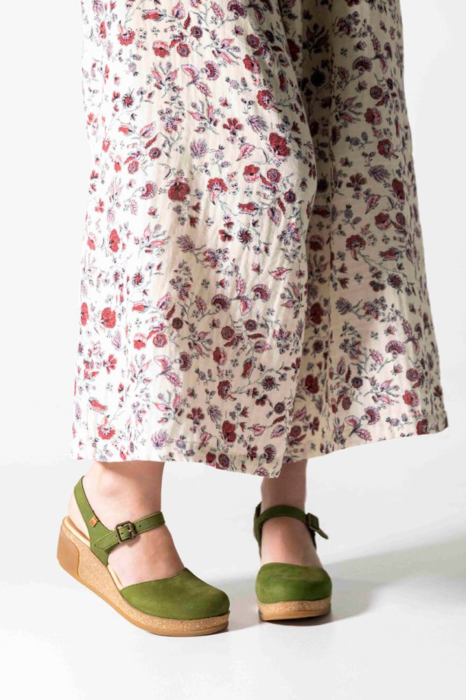 N5001 PLEASANT PIEDRA / LEAVES