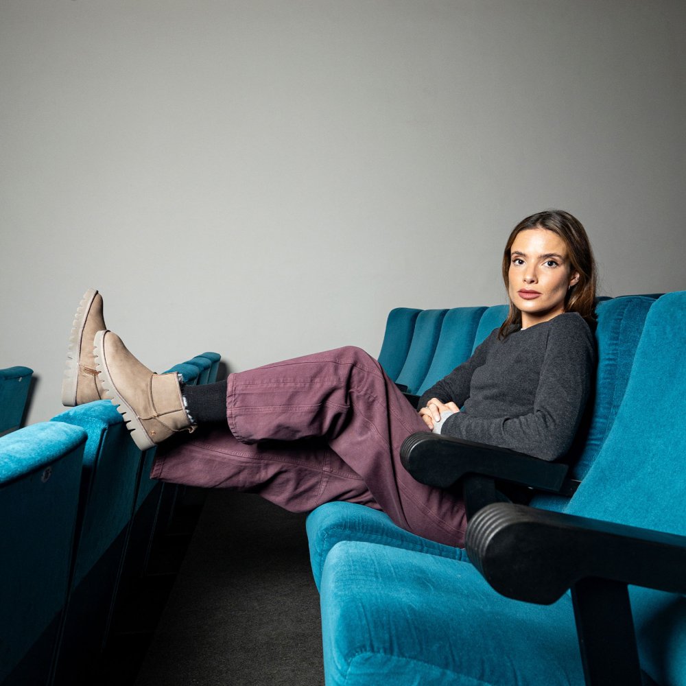 1597 NOBUCK BLACK/ ONTARIO