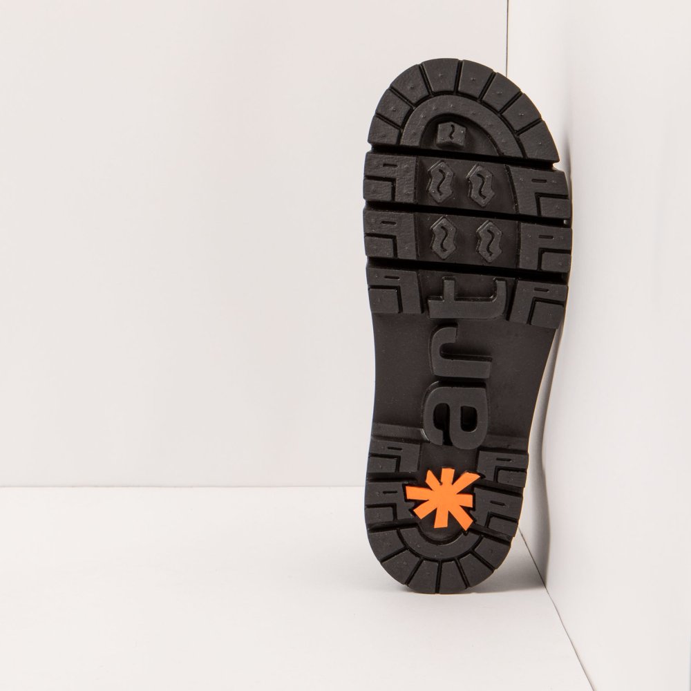 1767 ASPORT OFF WHITE / LEEDS