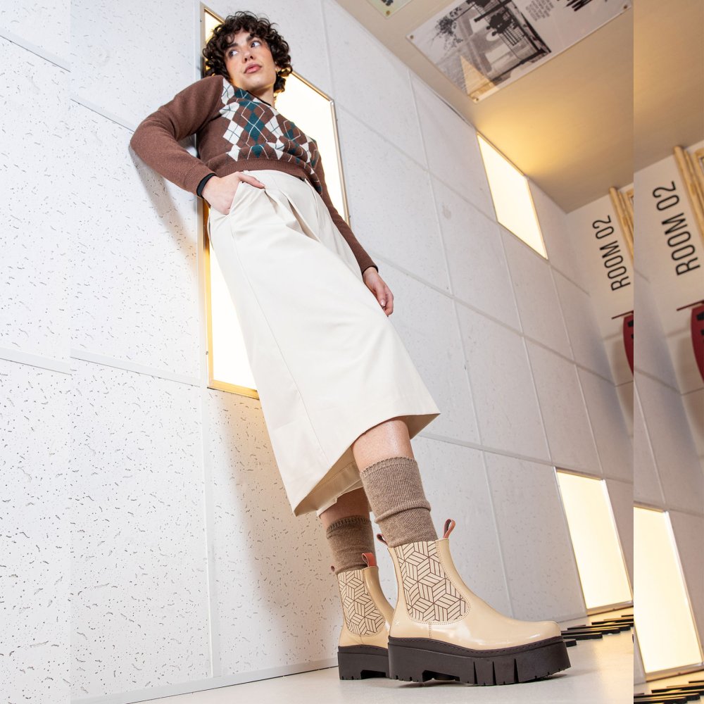 1766 NAPPA SHINNY NAVY-FLAMINGO / LEEDS