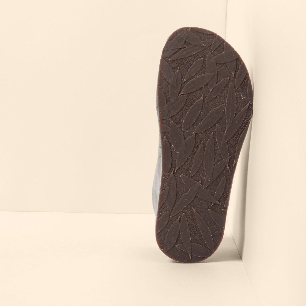 N5672 SILK SUEDE BLUE/ BARE