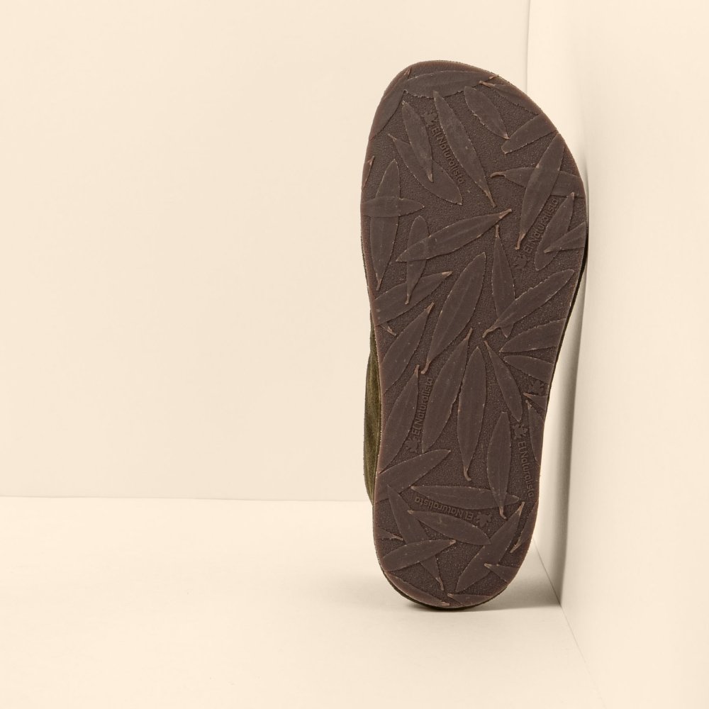 N5672 SILK SUEDE FOREST/ BARE