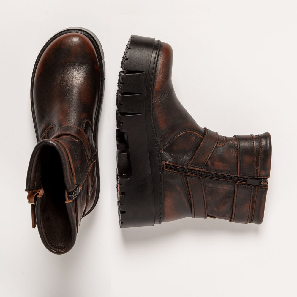 1767 ASPORT CASTAGNA / LEEDS