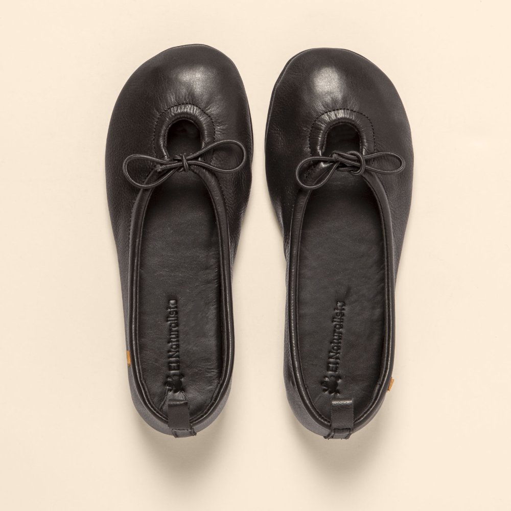 N5821 SOFT NAPPA BLACK/ ESSENCE